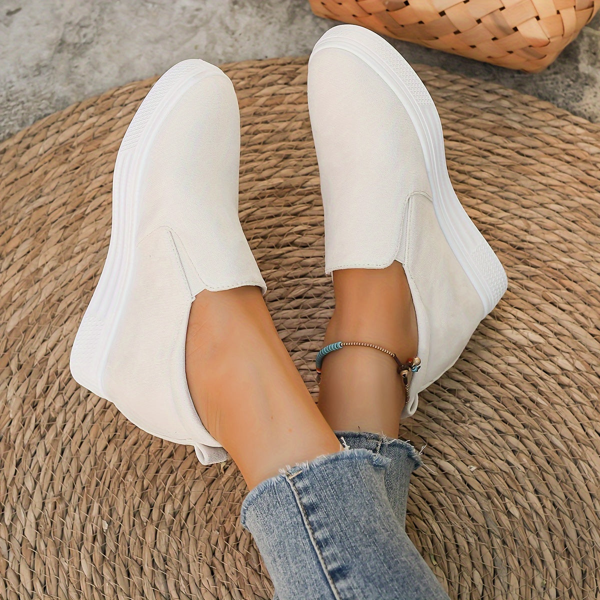 Slip-on suede sneakers - casual dames sneakers met wedge zool