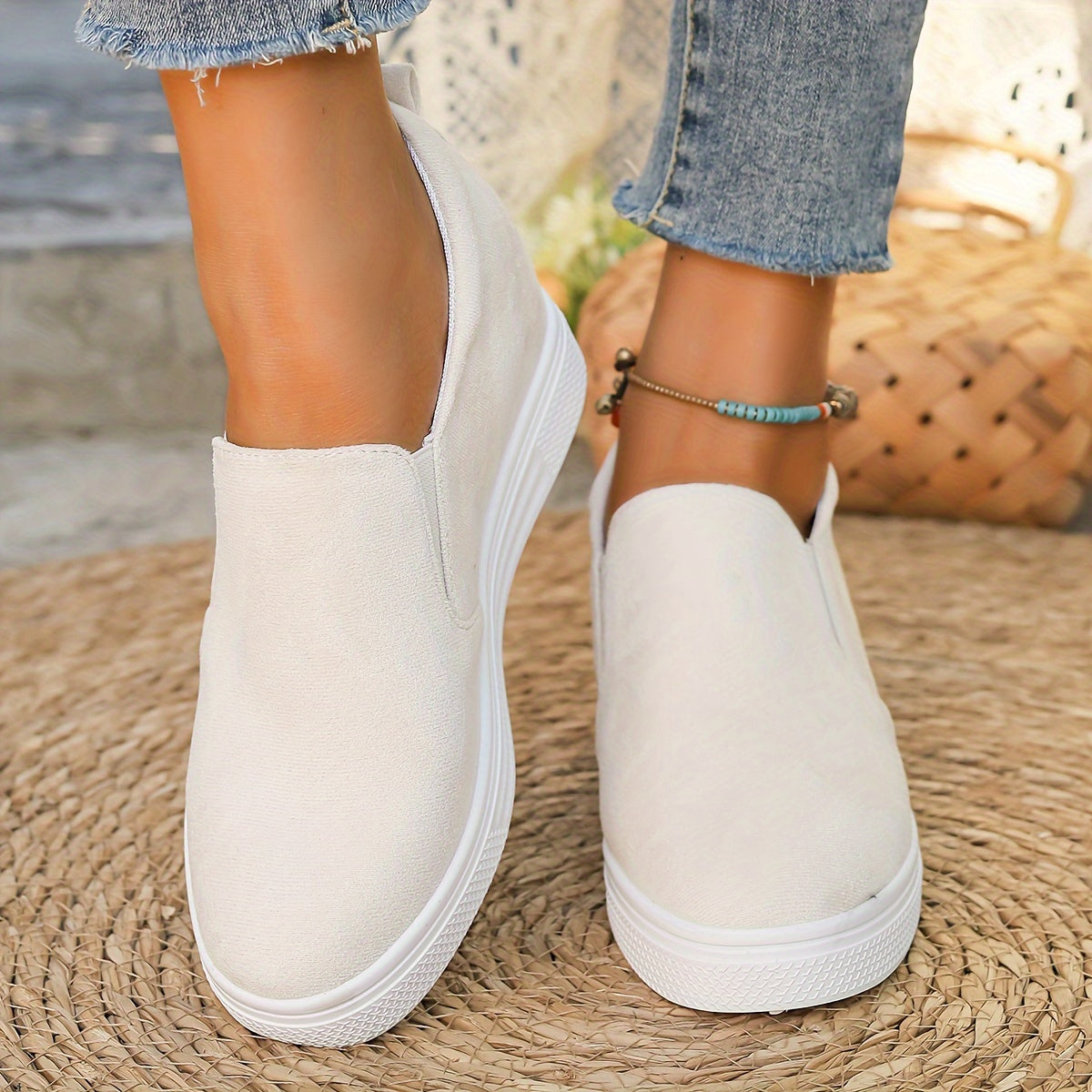 Slip-on suede sneakers - casual dames sneakers met wedge zool