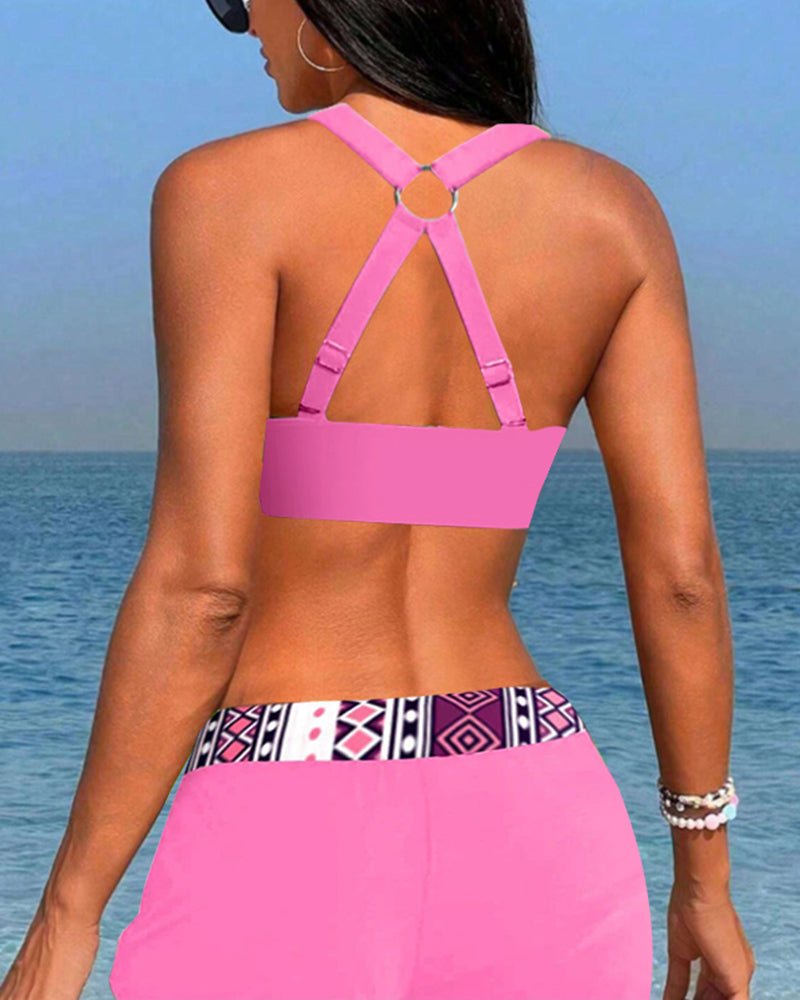 Hoge taille bikini met geometrisch patroon