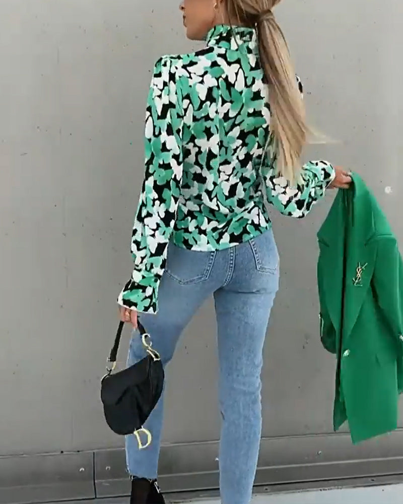 Overhemd met opstaande kraag en lange mouwen met vlinderprint