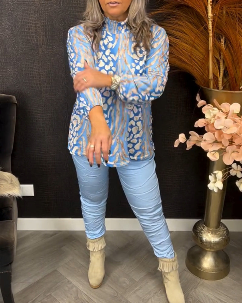 Top met lange mouwen, opstaande kraag en print